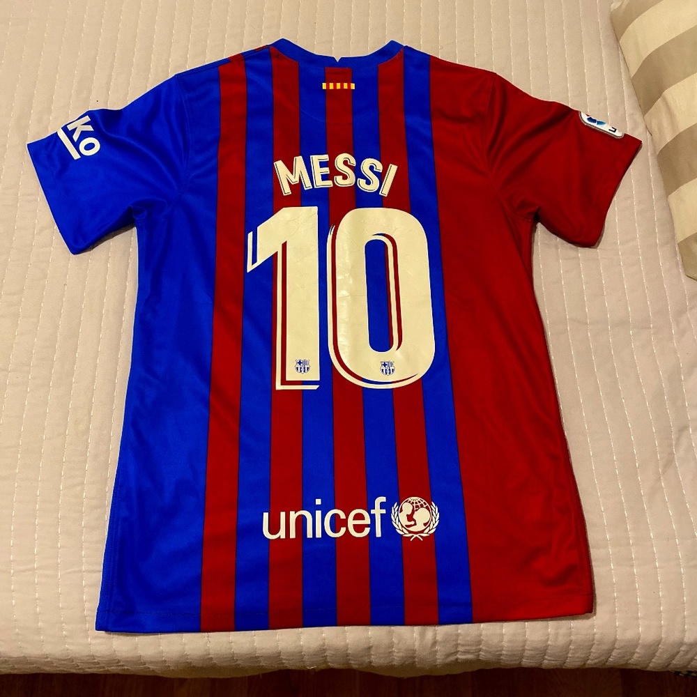 Nike Barcelona Jersey (Messi)